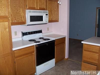 2nd image of 5616 Sanibel Dr