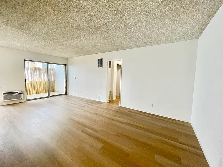 1312 N Curson Ave #2 — Photo 15