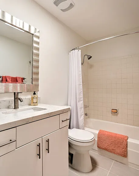 2166 N Indian Canyon Dr #C — Photo 21