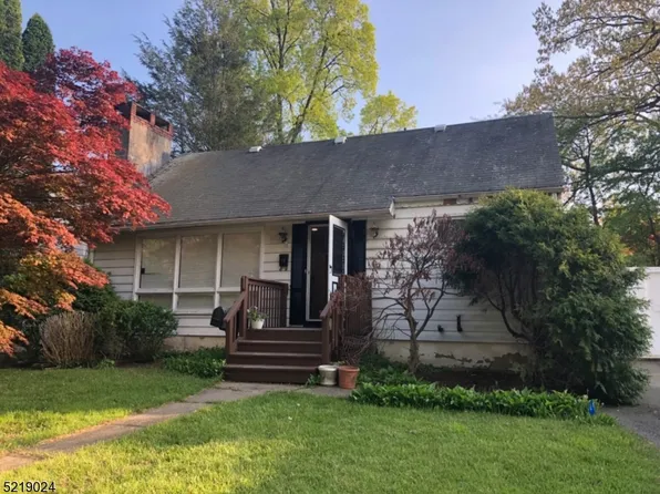 12 Grove St, Wharton Boro, NJ 07885