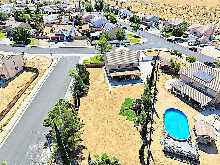 39883 Penina Way — Photo 8