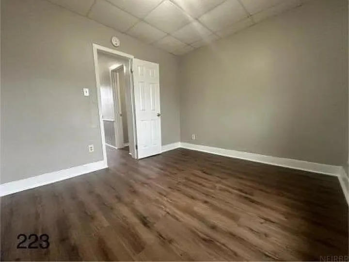 227 Allen St #223 — Photo 8