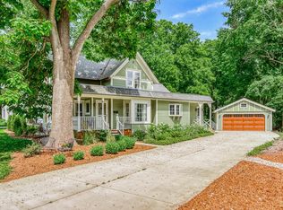 582 North Ave, Hartland, WI 53029