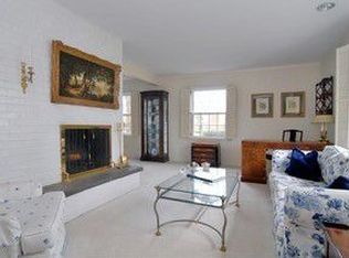 1600 Brandon Rd, Glenview, IL 60025