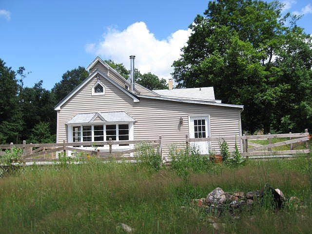 2nd image of 212 Cold Spring Rd