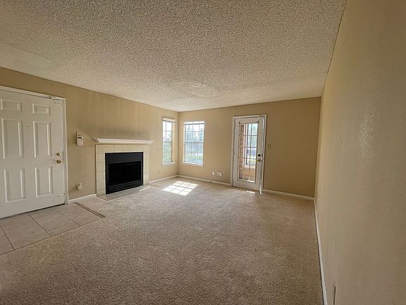 2nd image of 5501 Rosebriar Way APT B209