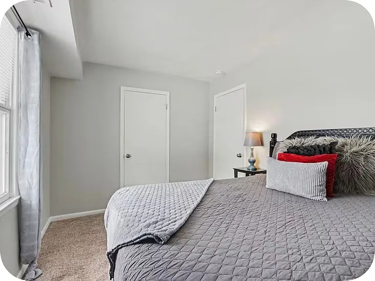 554 Allison Dr — Photo 22