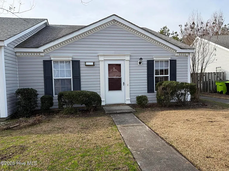 127 Nathan Tisdale Ln — Photo 1