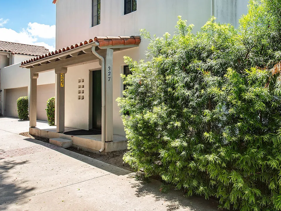 327 Rancheria St