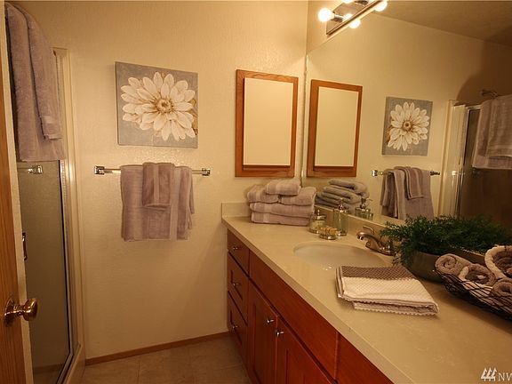 3rd image of 4131 178th Ln SE APT 5