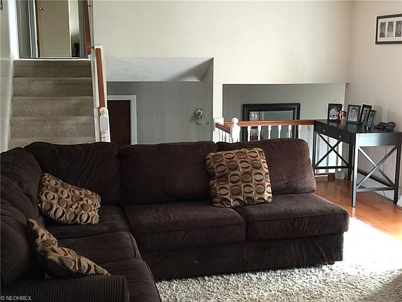 4th image of 441 Saint Lawrence Blvd