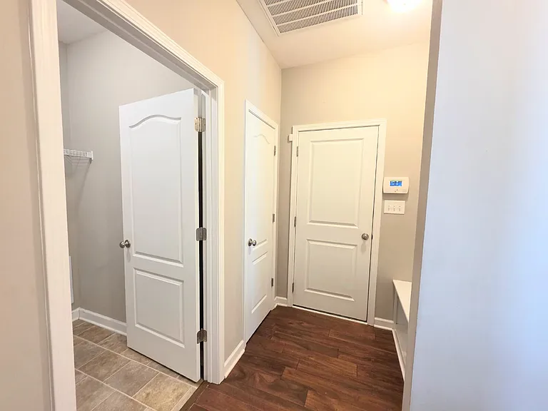 2229 Andalusian Dr — Photo 11