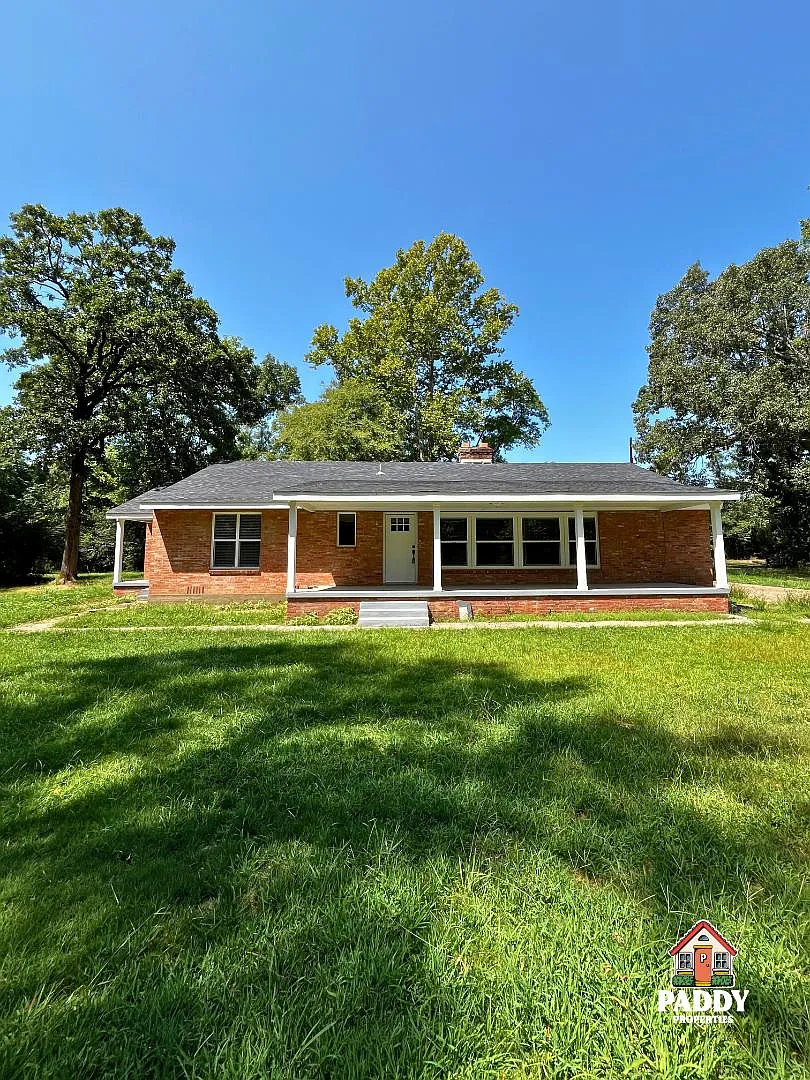 4895 US Highway 67 W — Photo 1