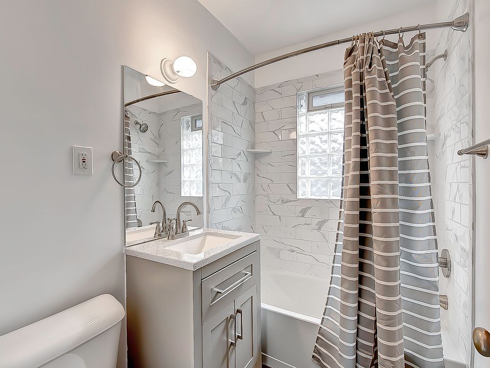 Full bath