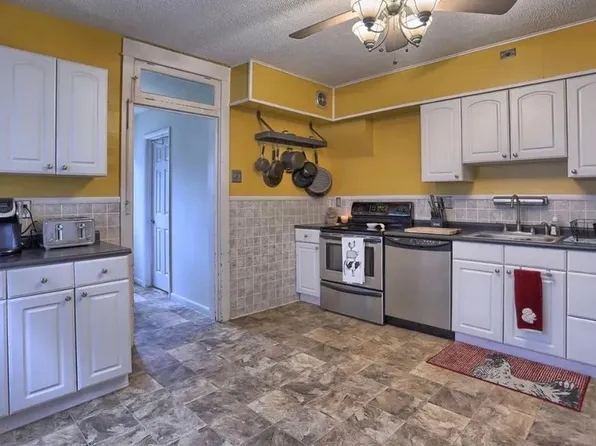 109 Telford Ave, West Lawn, PA 19609