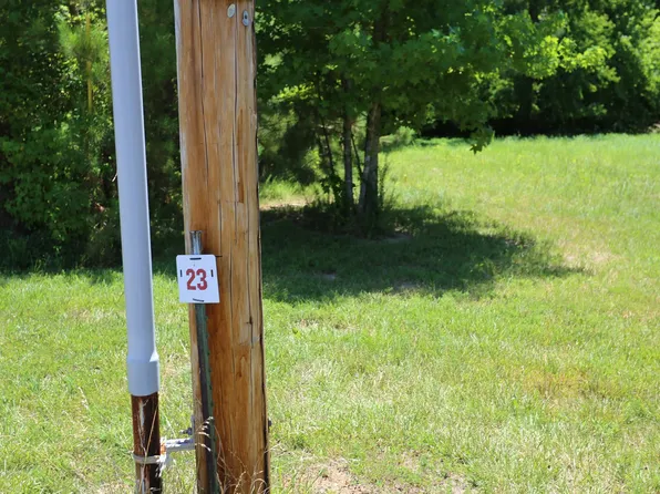 23 Pine View Dr, Benton, KY 42025