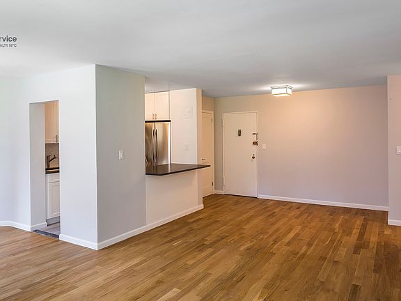 3rd image of 440 E 79th St APT 6C