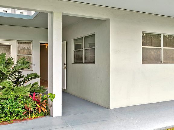 2nd image of 2300 Park Ln APT 114