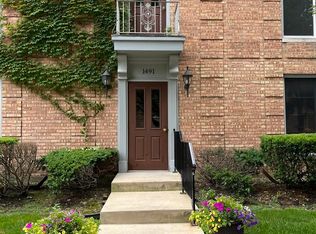 1491 Shermer Rd APT 202B, Northbrook, IL 60062