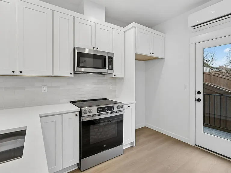 4059 SW McKinley St — Photo 21