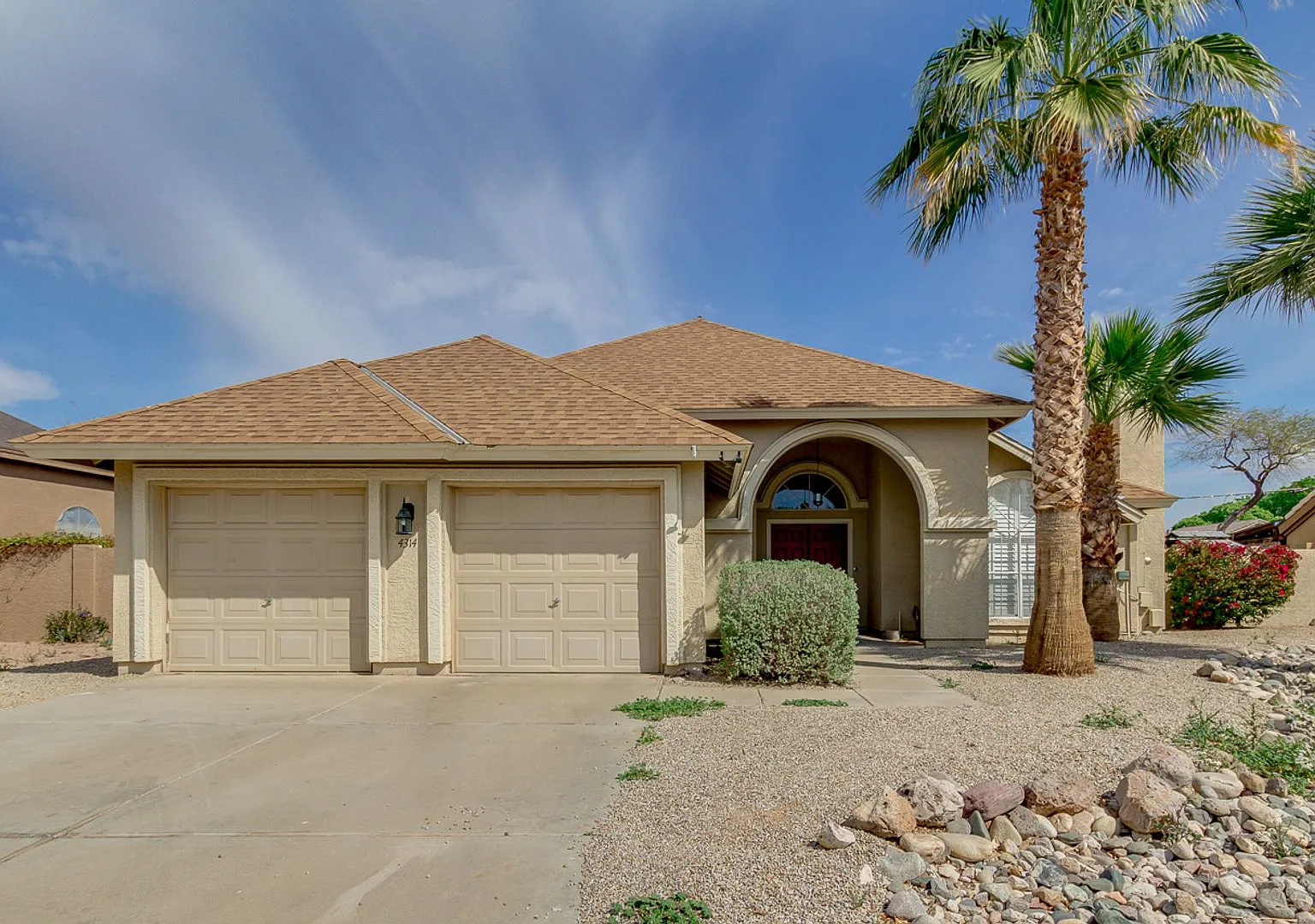 Fabulous Remodeled Home With Pool! — Photo 3