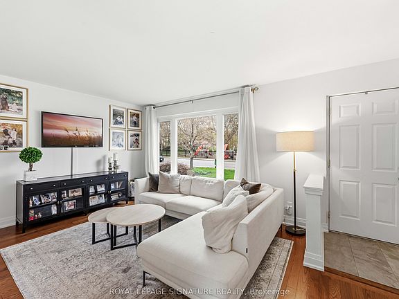 4th image of 32 Althea Rd