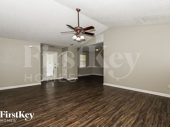 2nd image of 128 Greenleaf Dr