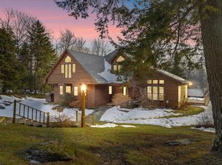 46 Mill Ln, Stowe, VT 05672