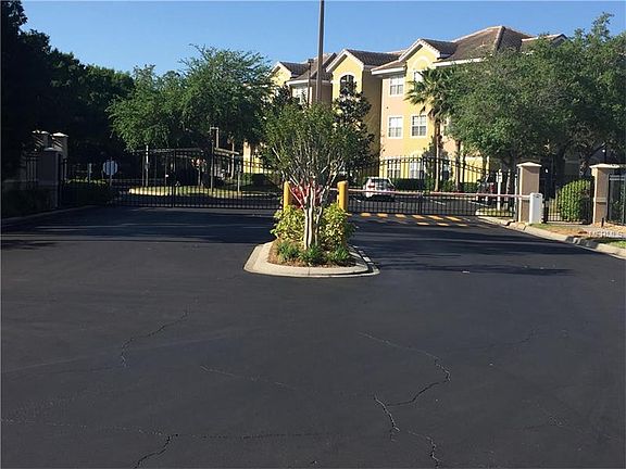 5th image of 4849 Cypress Woods Dr APT 1303