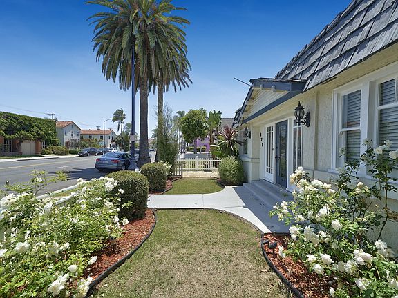 2nd image of 271 Redondo Ave