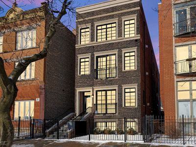 2430 W Cortez St #3, Chicago, IL, 60622