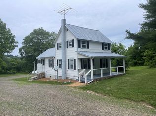 1079 Settawig Rd, Brasstown, NC 28902