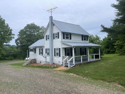 1079 Settawig Rd, Brasstown, NC, 28902