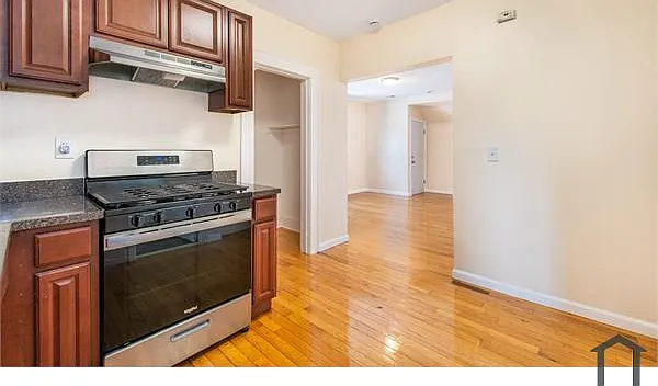 1 bed, $1,822 — Photo 2