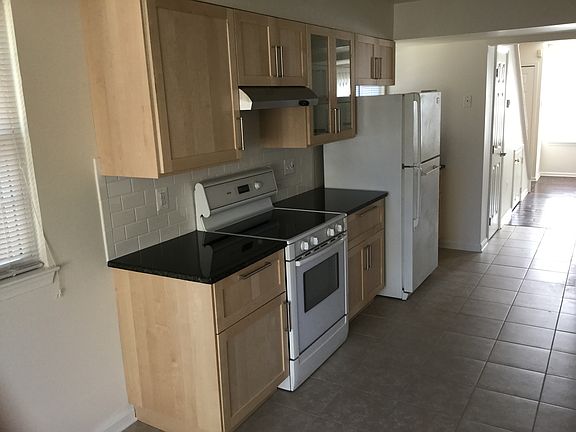 3rd image of 4880 Saltwater Dr