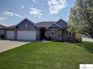 15215 Ohio St, Omaha, NE 68116