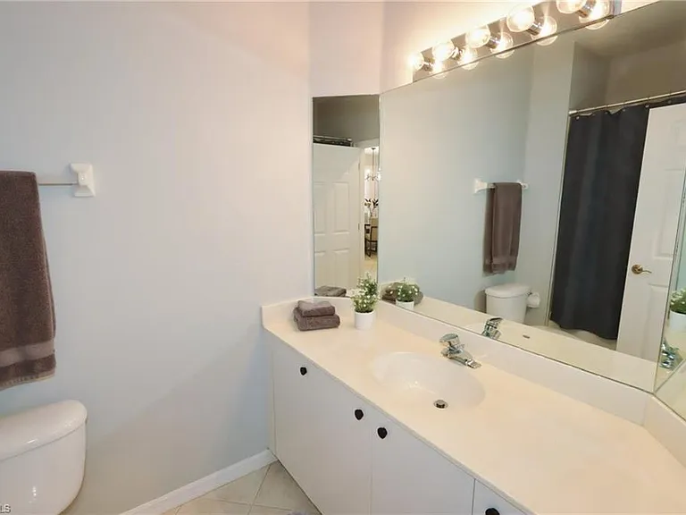 20161 Seagrove St #102 — Photo 13