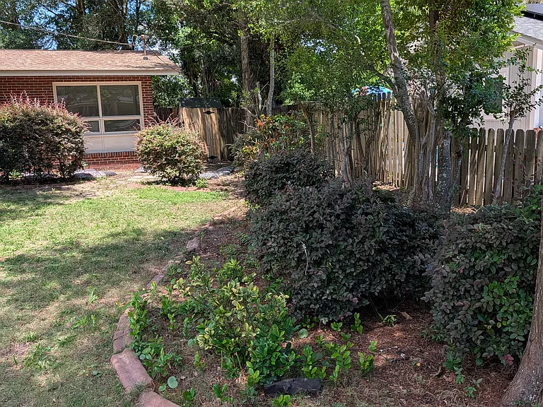 3500 Rothschild Dr — Photo 10