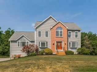 155 Garland Dr, Pelham, NH 03076