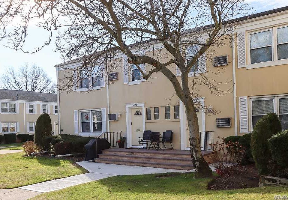 1st image of 71-54 252nd St #9B