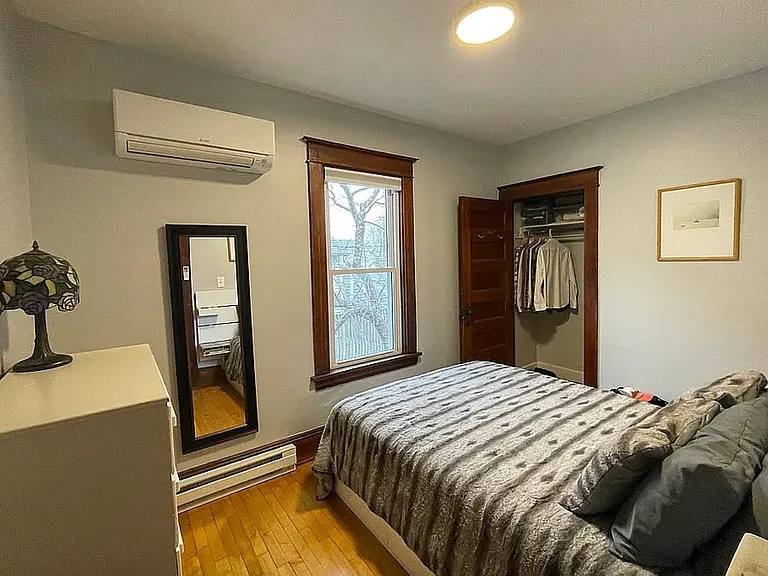 2821 Garfield Ave South — Photo 5