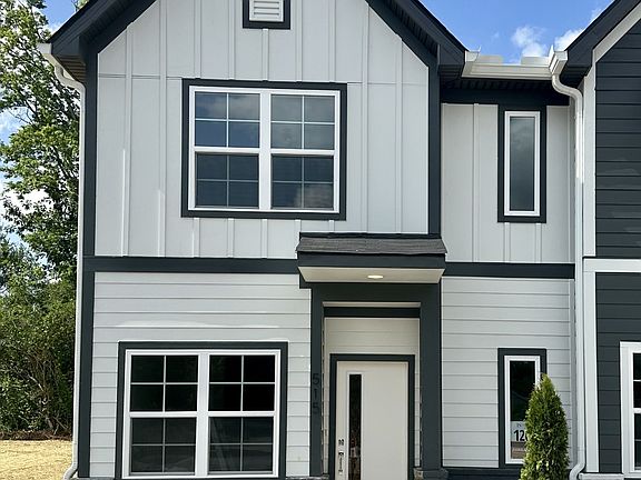 2nd image of 700 N Dupont Ave #515