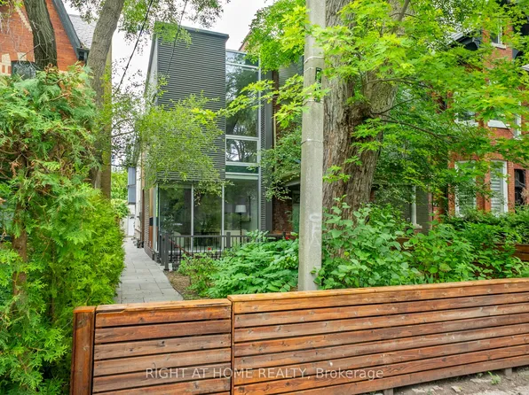 281 Brunswick Ave, Toronto, ON M5S 2M6