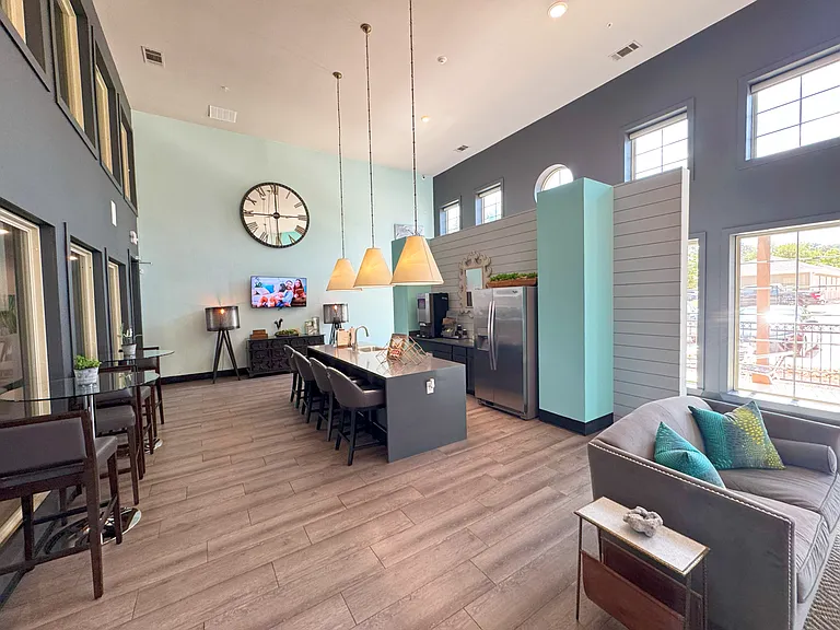 Enclave at the Dominion Apartments — Photo 9