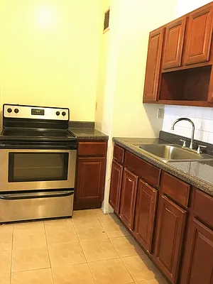 Rented by Lang Realty LLC | media 15