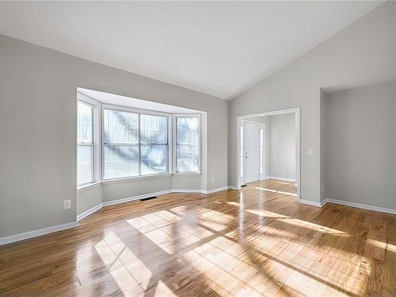 3rd image of 3968 Rainover Dr