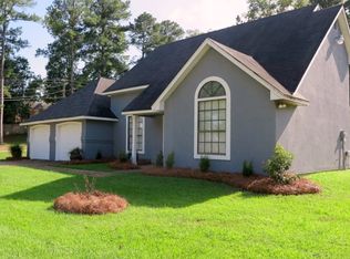 158 Mallard Pointe Dr, Madison, MS 39110