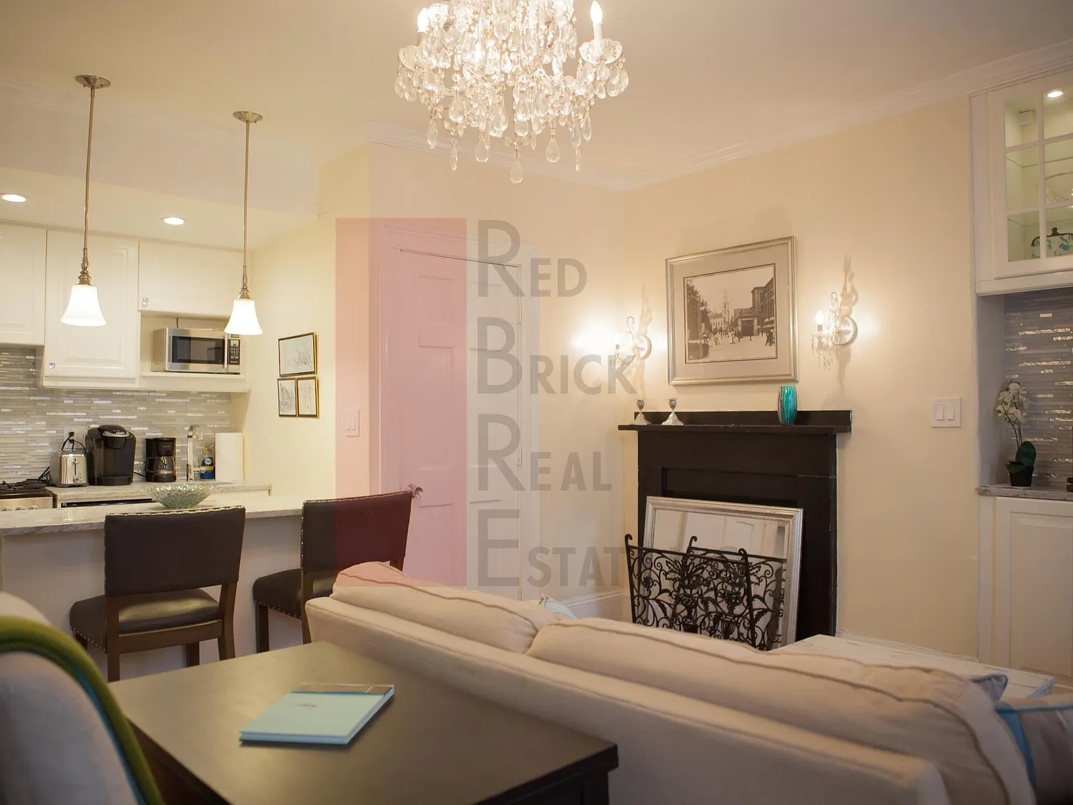 1 bed, 376 sqft, $3,400 — Photo 4