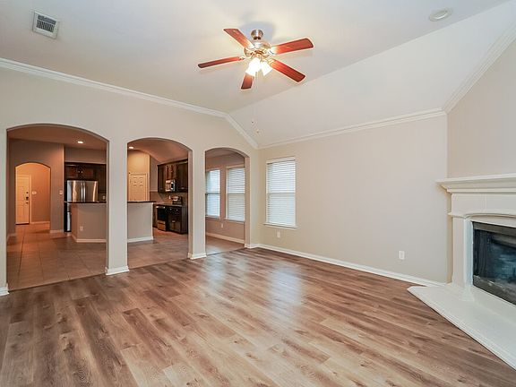 4th image of 7413 Errandale Dr