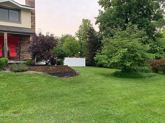2nd image of 285 Westglen Dr